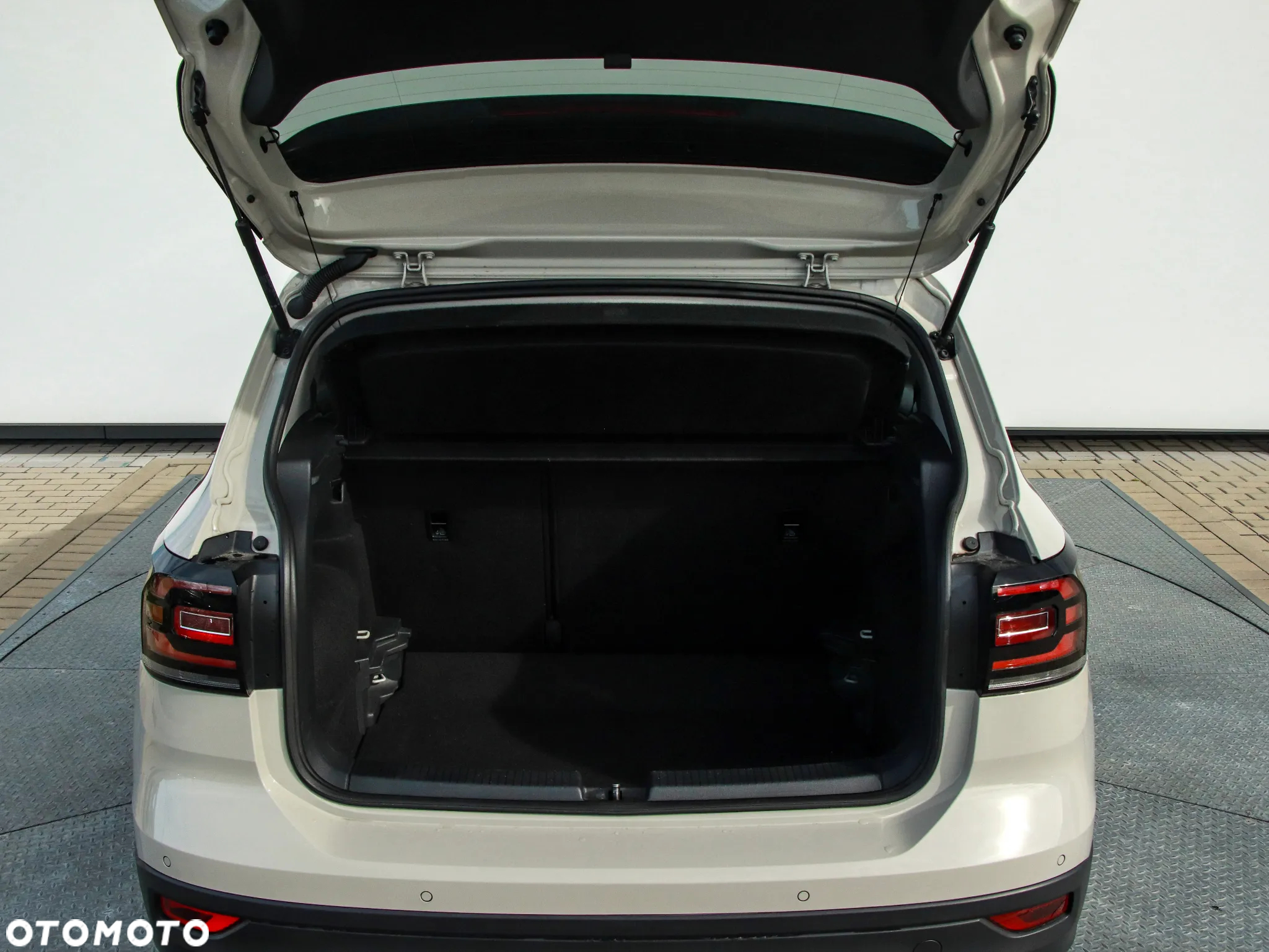 Volkswagen T-Cross 1.0 TSI Style - 9