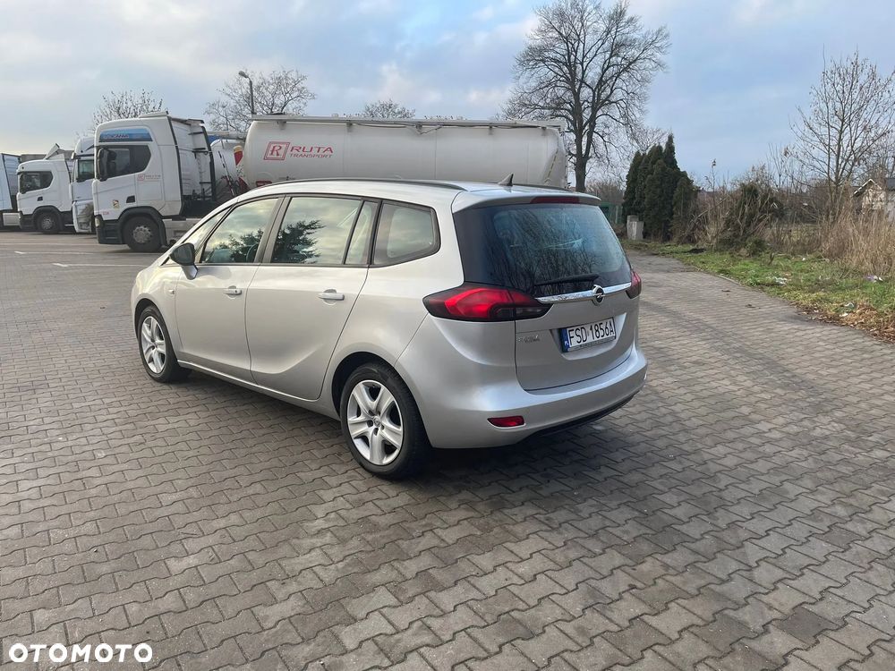 Opel Zafira Tourer 1.4 Turbo Business Edition - 4