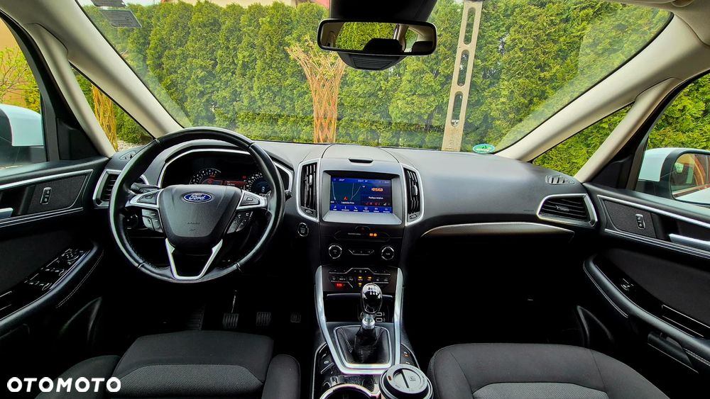 Ford S-Max 2.0 EcoBlue Titanium - 24