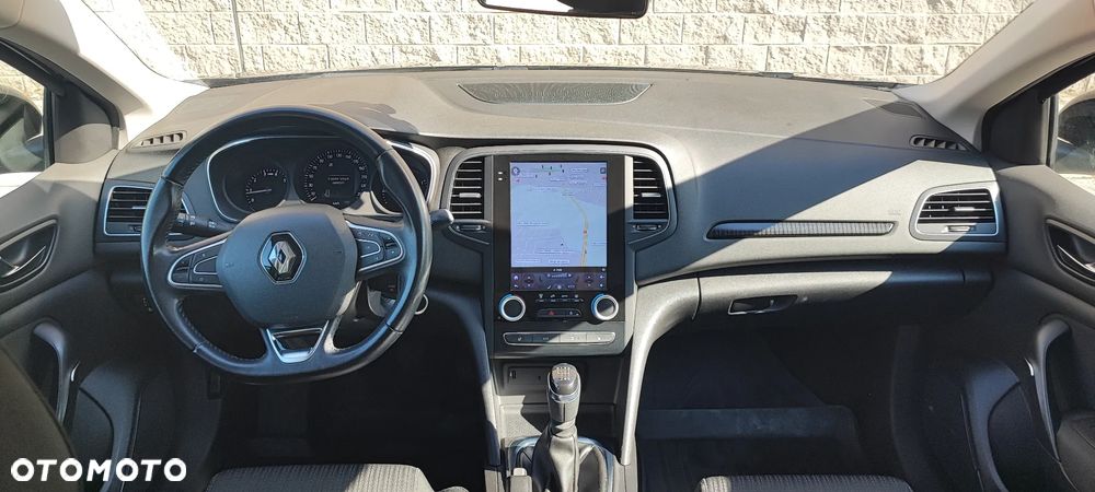 Renault Megane ENERGY TCe 130 EXPERIENCE - 25