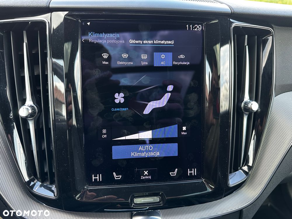 Volvo XC 60 B4 D R-Design - 18