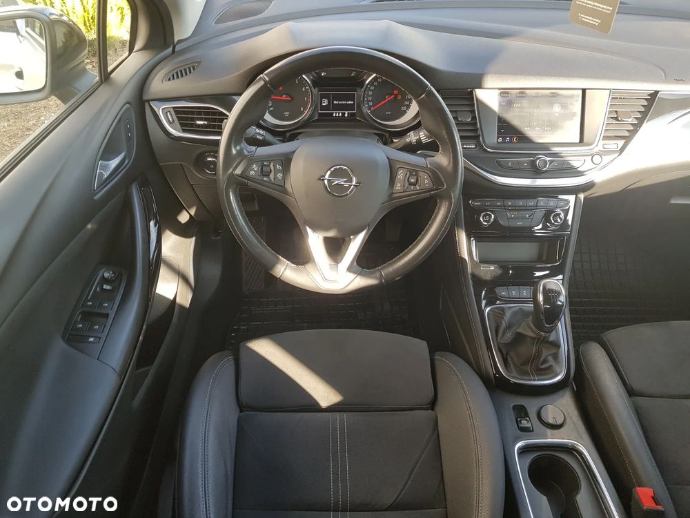 Opel Astra 1.2 T Business Elegance S&S - 15