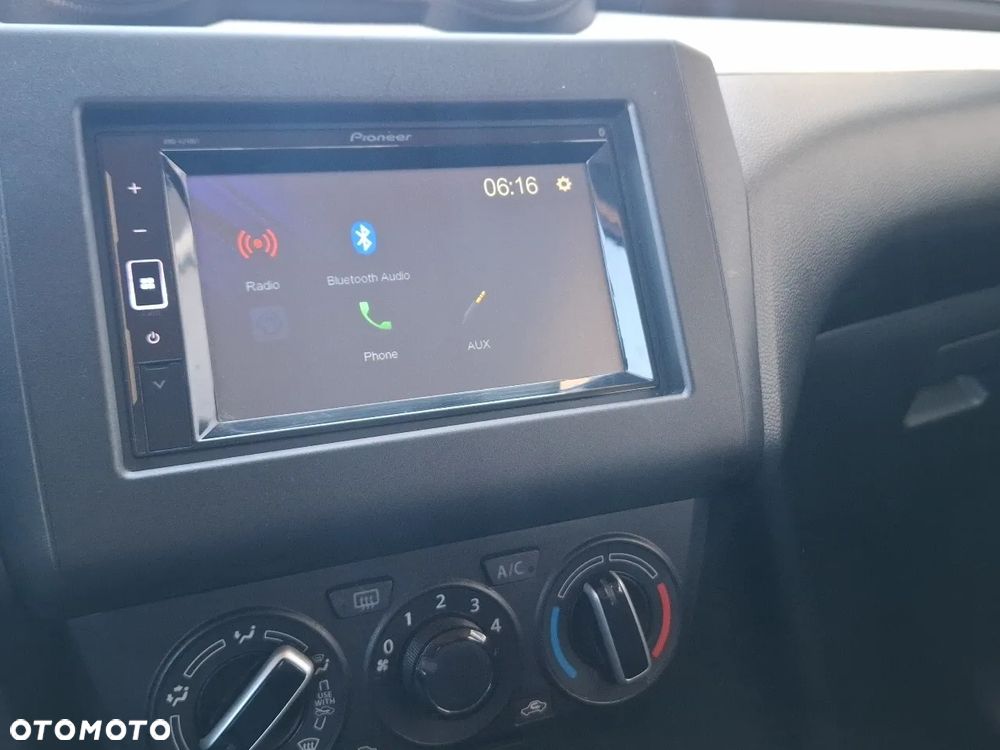 Suzuki Swift 1.2 Dualjet SHVS Premium CVT - 18