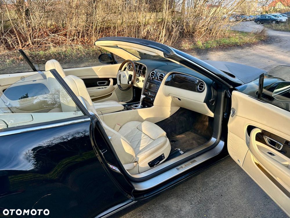 Bentley Continental GT - 7