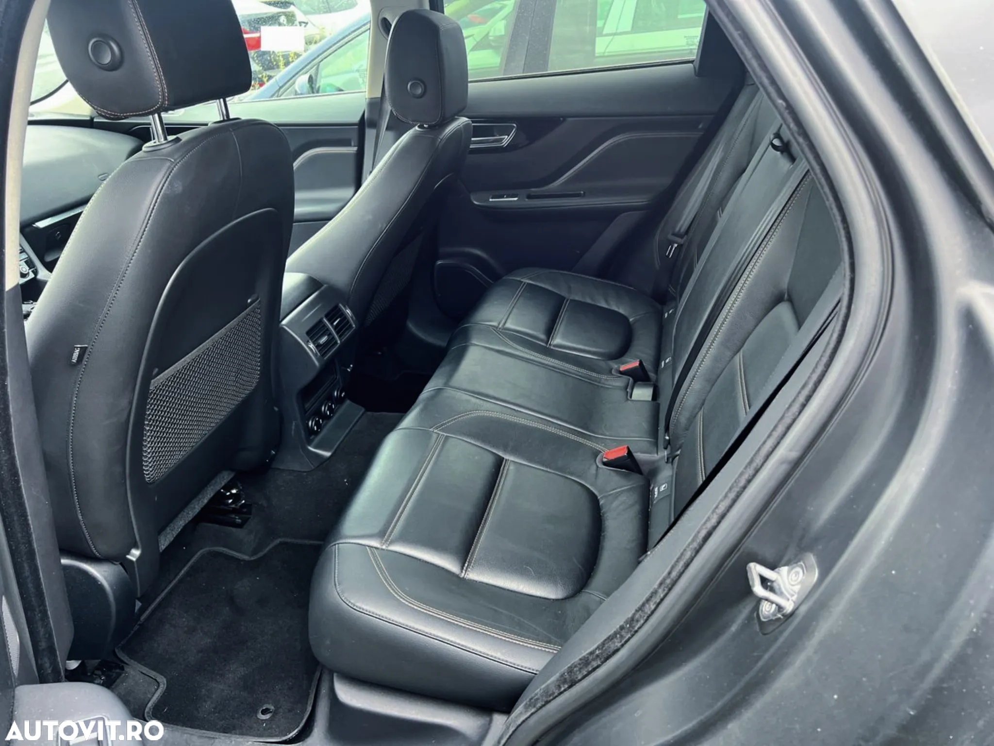 Jaguar F-Pace 20d AWD Aut. Portfolio - 7