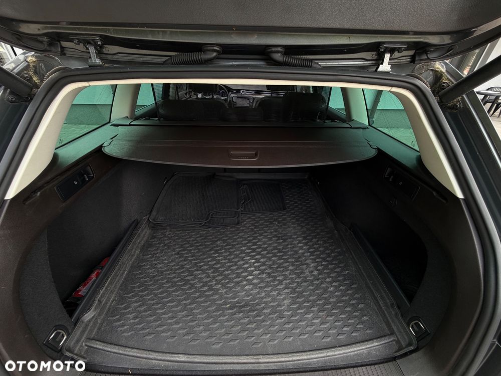 Volkswagen Passat 1.8 TSI BMT Highline DSG - 27
