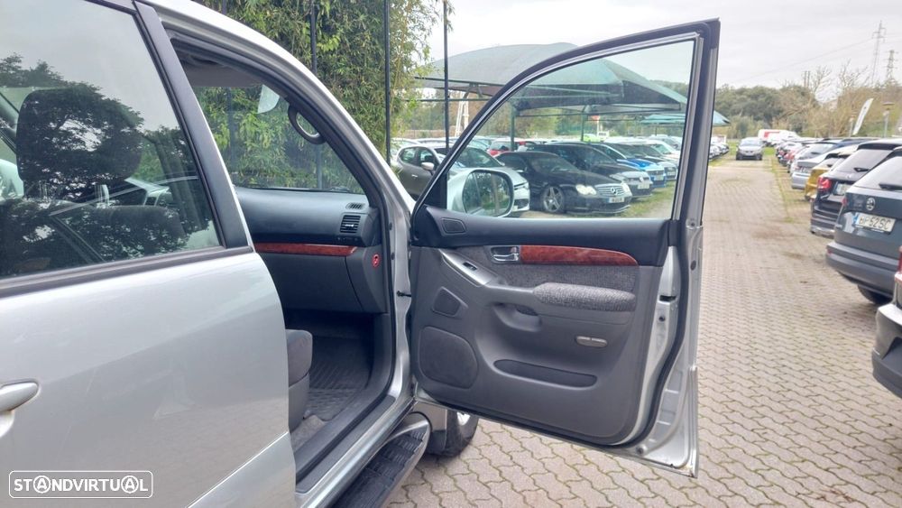 Toyota Land Cruiser 3.0 D-4D - 8