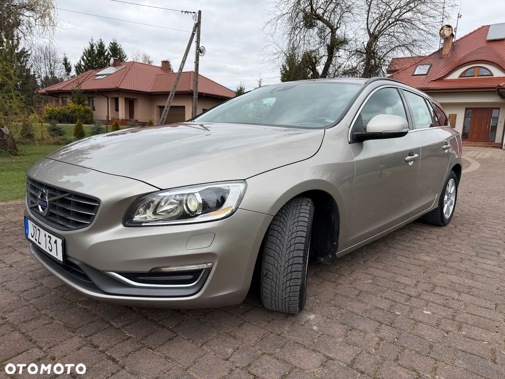 Volvo V60 D4 - 4