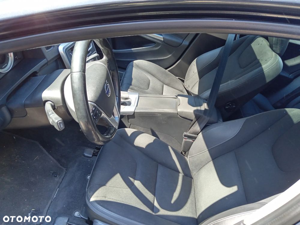 Volvo V60 - 20