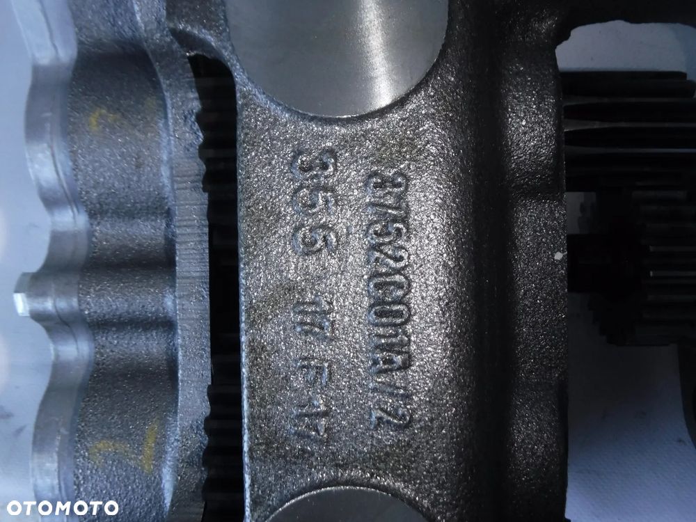 Perkins 4111K051 pompa oleju fendt massey ferguson wałek balansujacy - 4