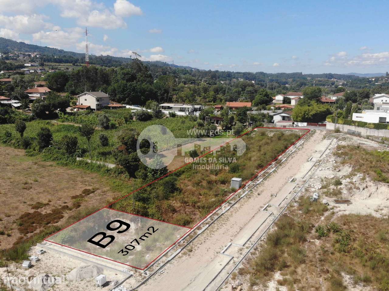 Lote de 307m2 para Construção de Moradia em Banda  com vista Rio - Grande imagem: 4/18