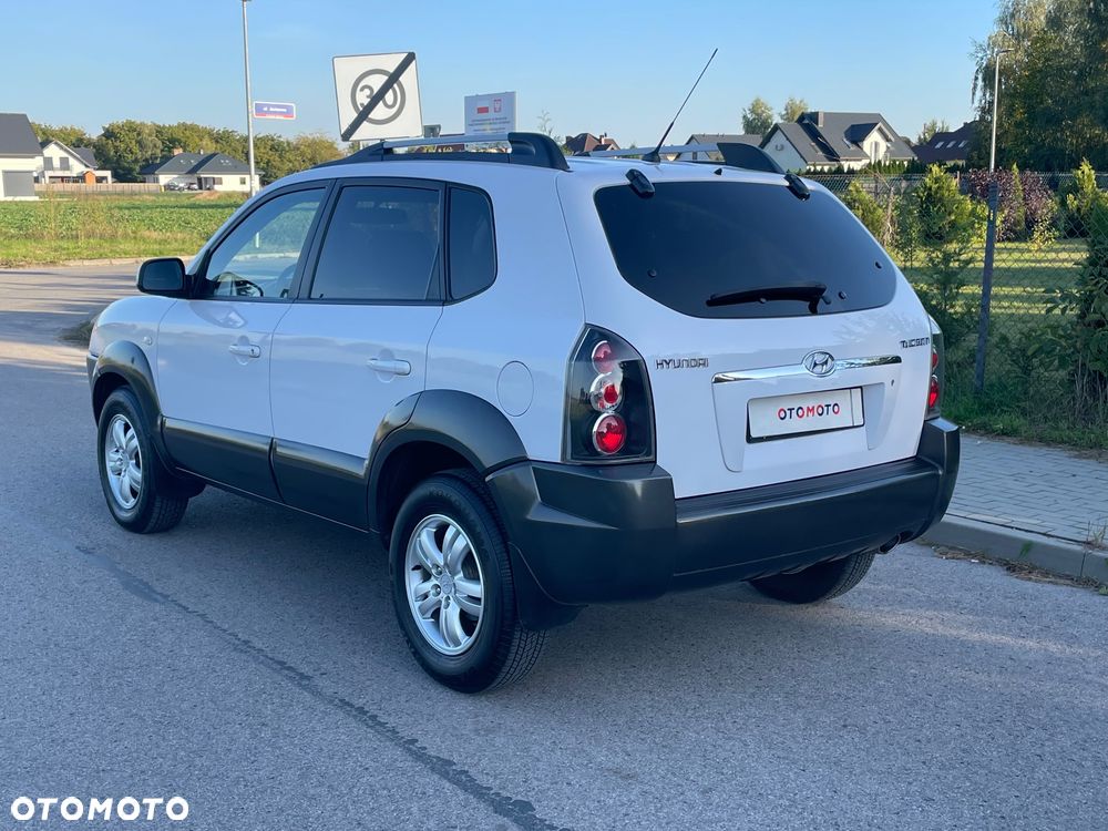 Hyundai Tucson 2.0 2WD GLS Style - 38