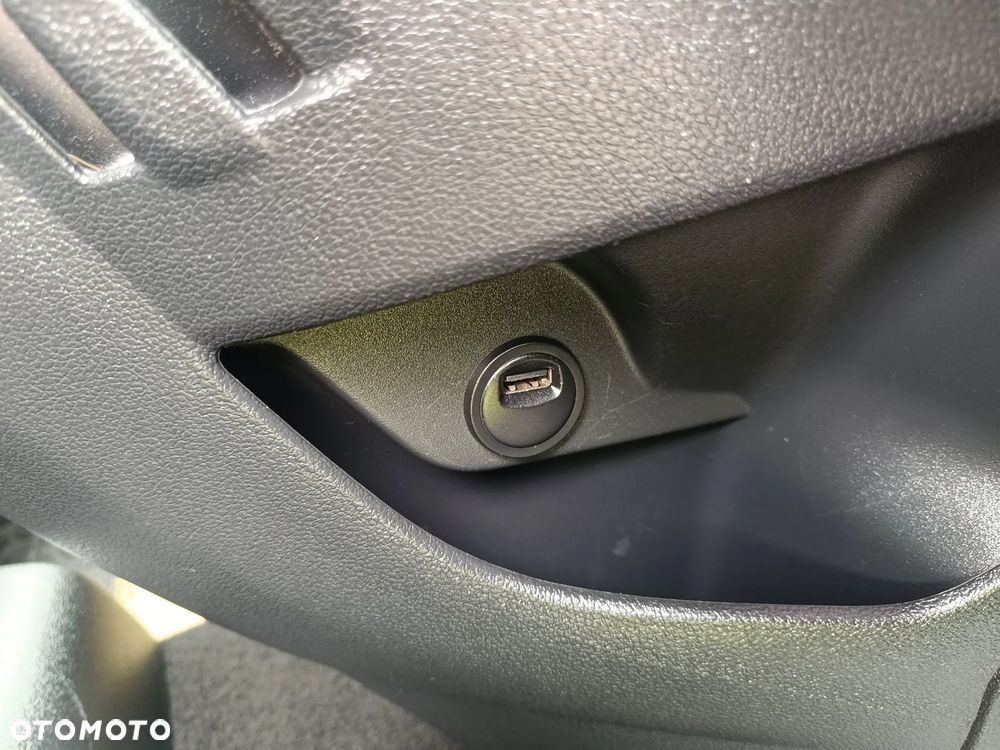 Citroën Berlingo Multispace BlueHDi 120 S&S SHINE - 28