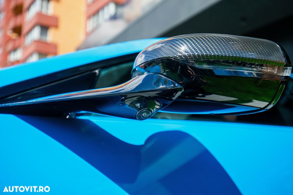 Aston Martin V8 Vantage Standard - 11