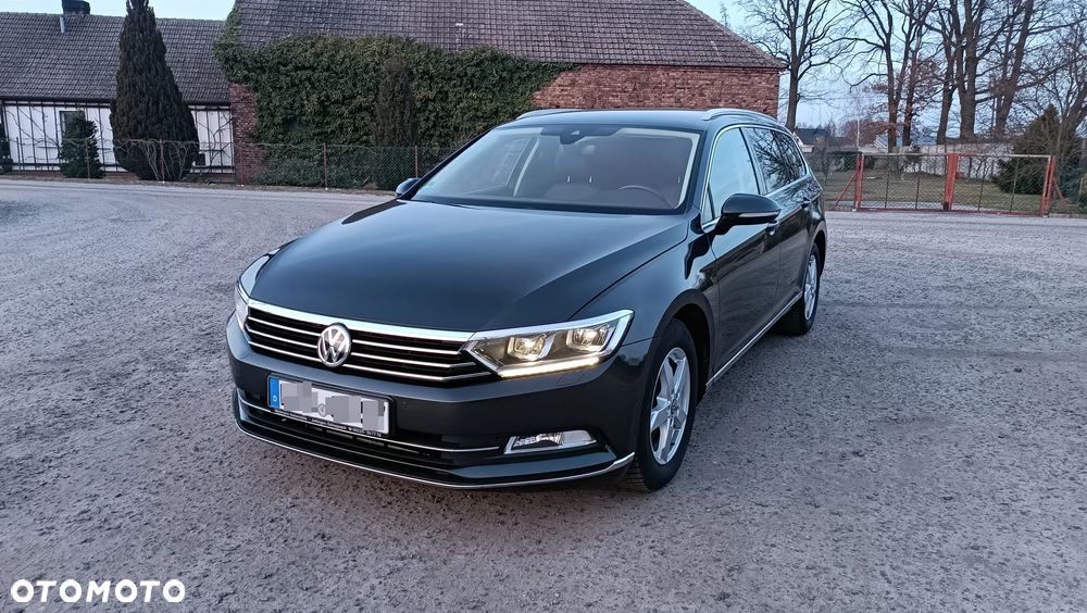 Volkswagen Passat 2.0 TDI SCR DSG Highline - 2