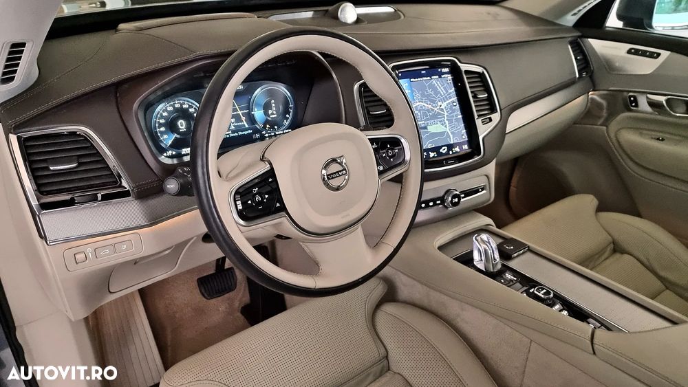 Volvo XC 90 T8 AWD Twin Engine Geartronic Inscription - 35