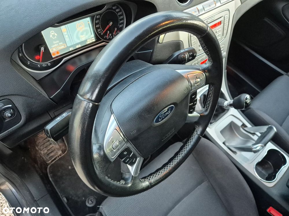 Ford S-Max 2.0 TDCi Ambiente - 20