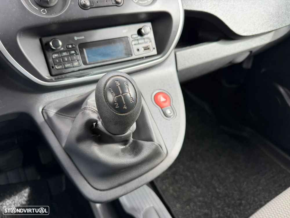 Renault Kangoo Maxi 3lug c/IVA deductivel Nacional - 10