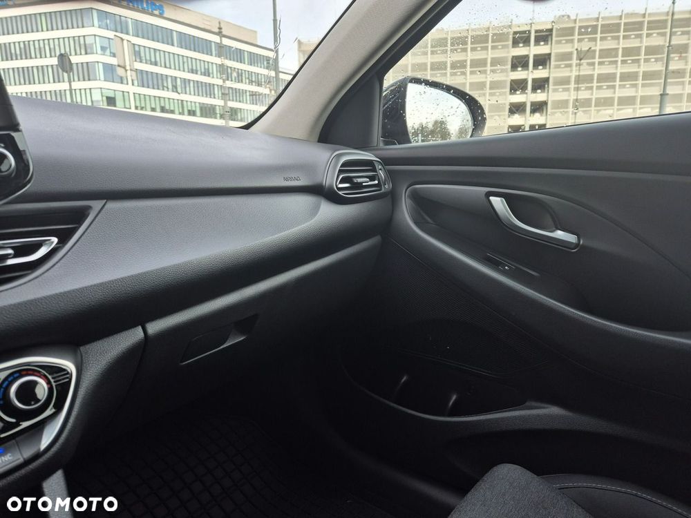 Hyundai i30 1.0 T-GDI Smart - 36