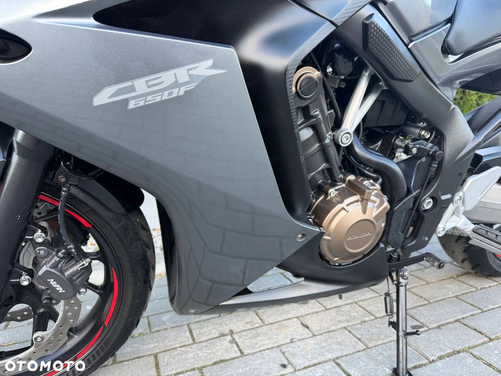 Honda CBR - 33