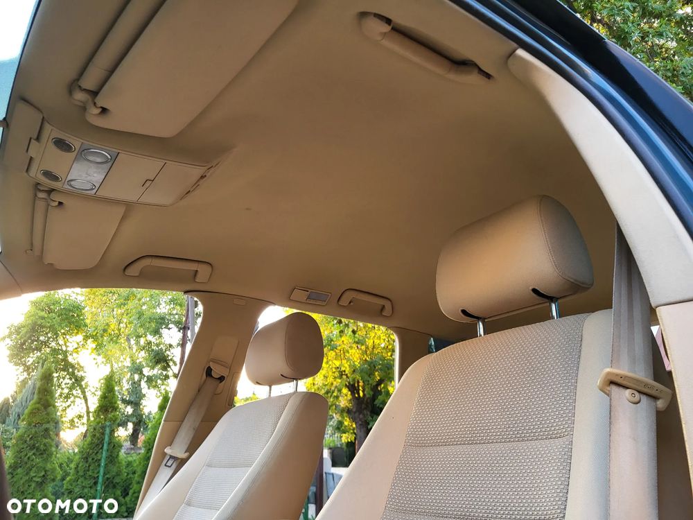 Volkswagen Touareg - 31