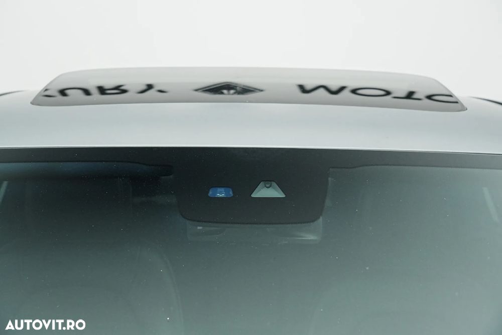 Mercedes-Benz GLC Coupe 300 4Matic 9G-TRONIC AMG Line Plus - 30