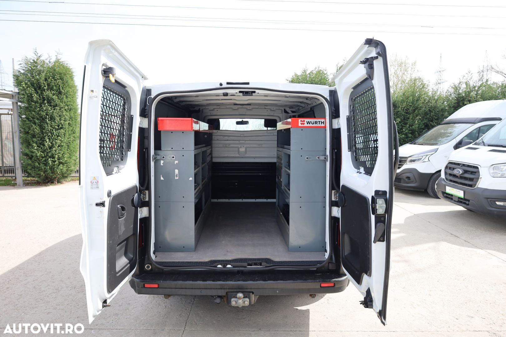 Renault Trafic - 11