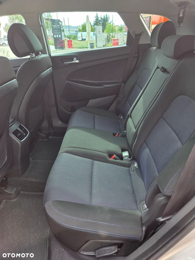 Hyundai Tucson 1.6 GDI BlueDrive Comfort 2WD - 10