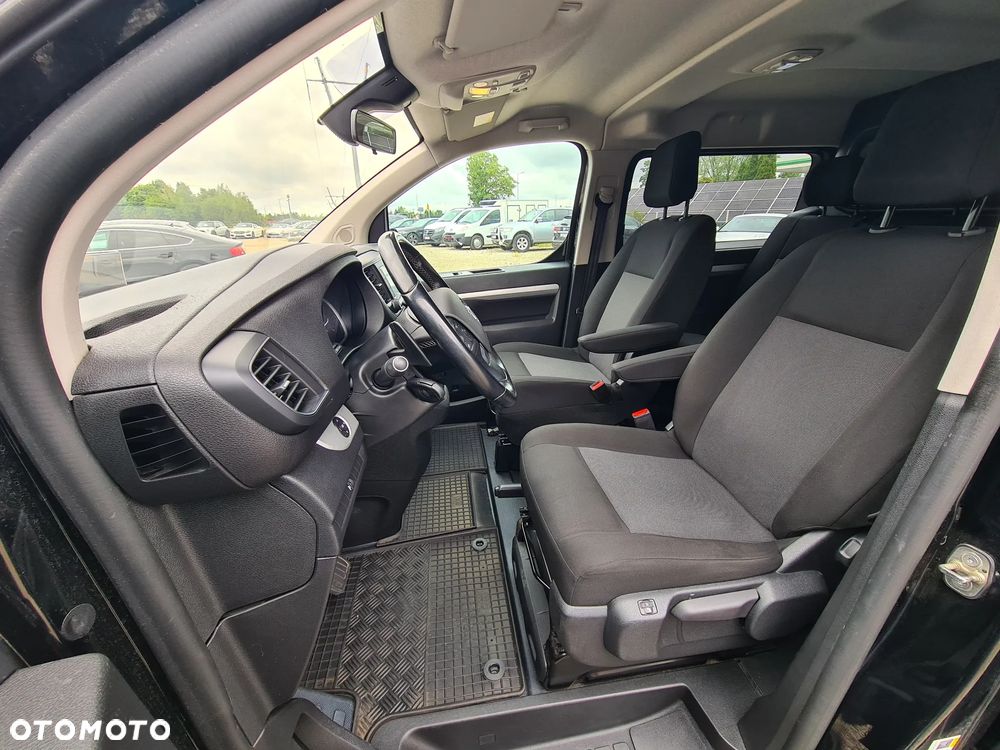 Opel Vivaro - 16
