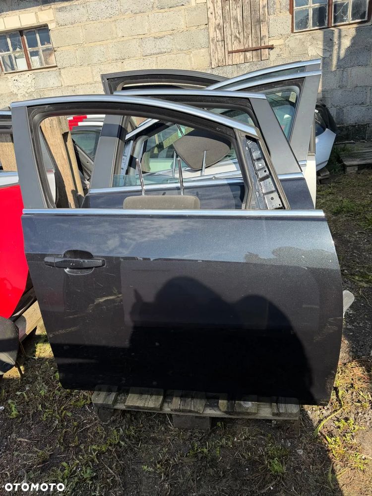 Drzwi prawe przednie prawy przód Opel Astra J IV Z22C oryginał