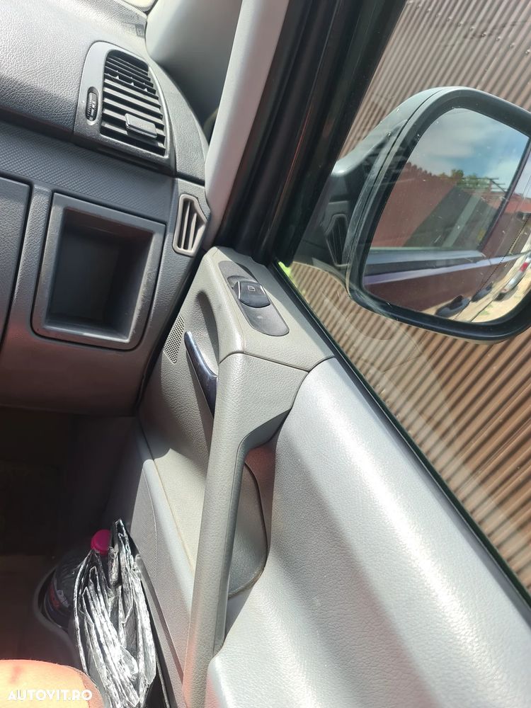 Mercedes-Benz Vito - 8