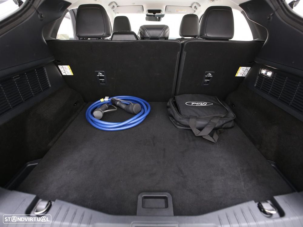 Ford Mustang Mach-E Alargada - 13