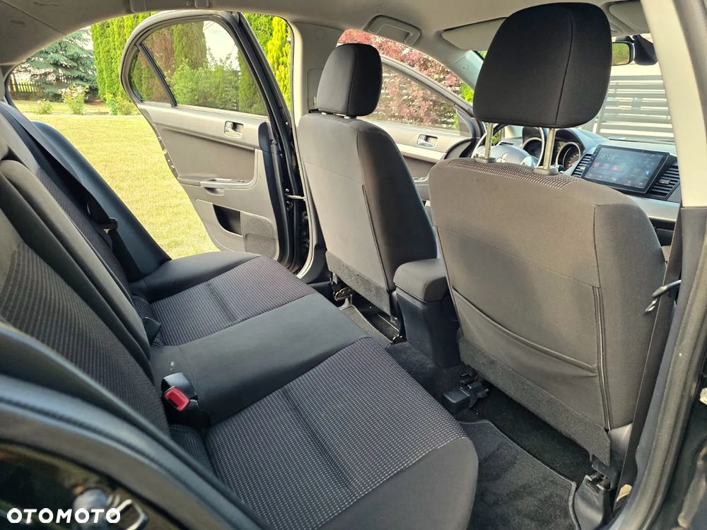 Mitsubishi Lancer 1.8 DID Instyle NAVI - 17