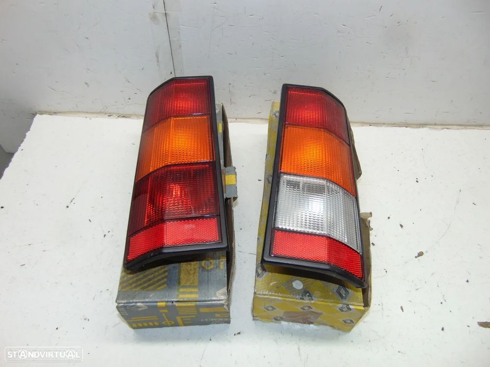 Renault Express farolins - 1