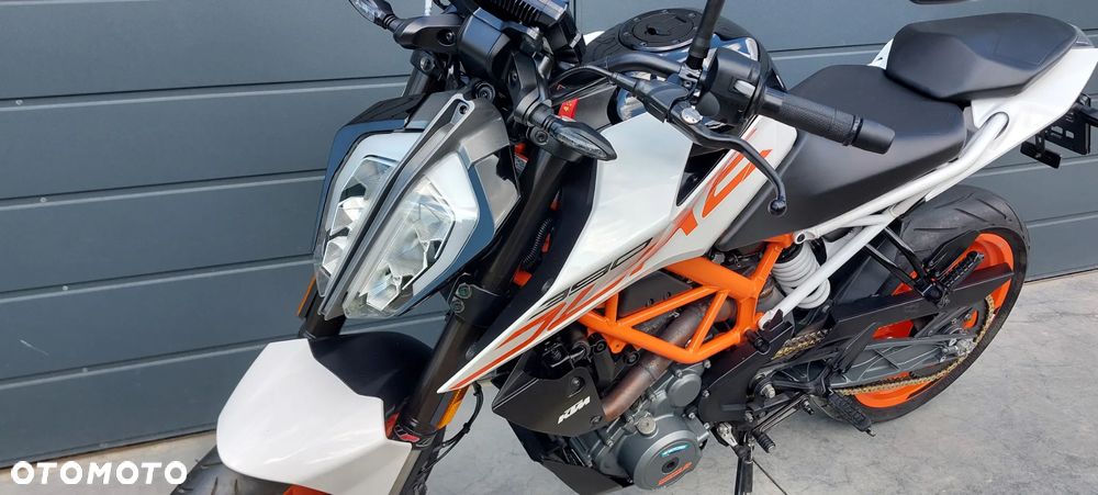 KTM Duke - 16