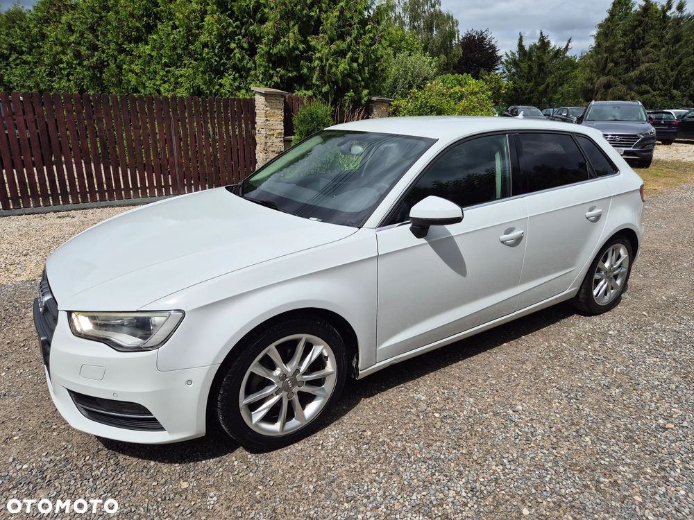 Audi A3 Sportback 2.0 TDI S tronic Attraction - 2