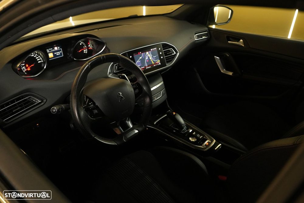 Peugeot 308 1.5 BlueHDi GT Line EAT8 - 17