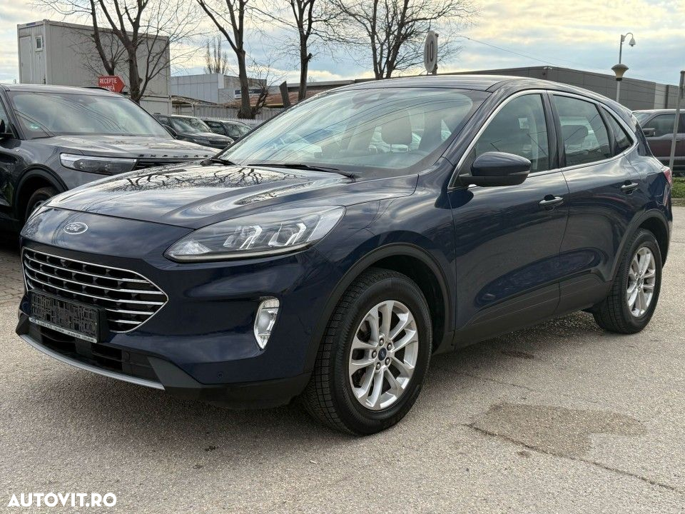 Ford Kuga 2.0 EcoBlue 4x4 Aut. TITANIUM - 3