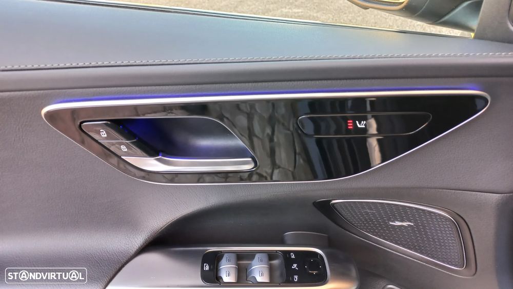 Mercedes-Benz C 300 e T 9G-TRONIC AMG Line - 19