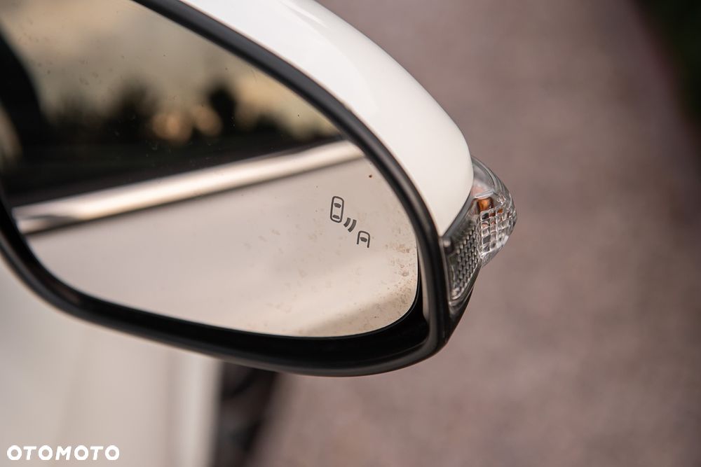Toyota C-HR 1.8 Hybrid Dynamic - 32
