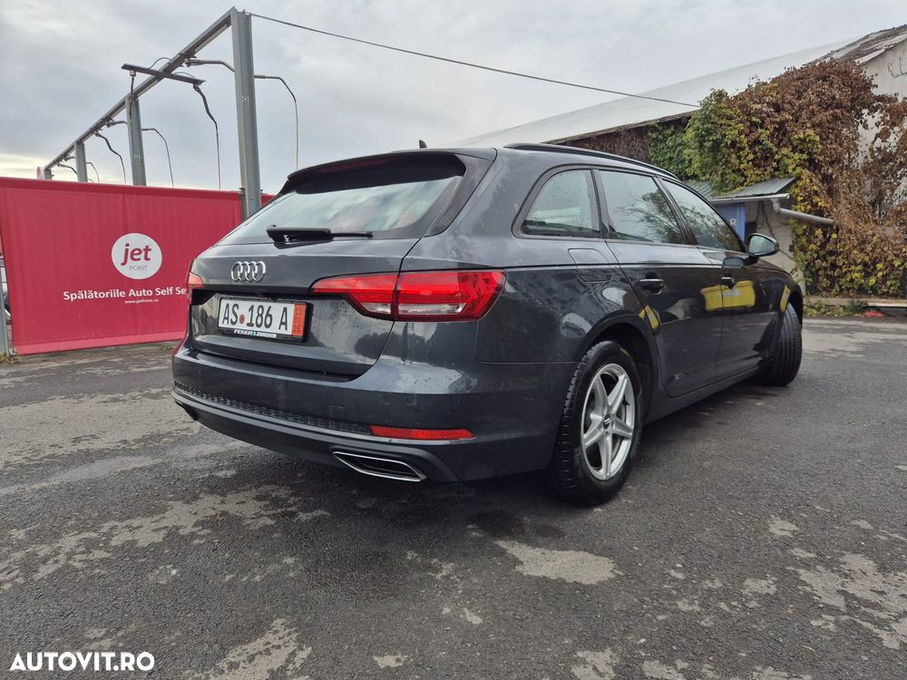 Audi A4 2.0 TDI S tronic - 5
