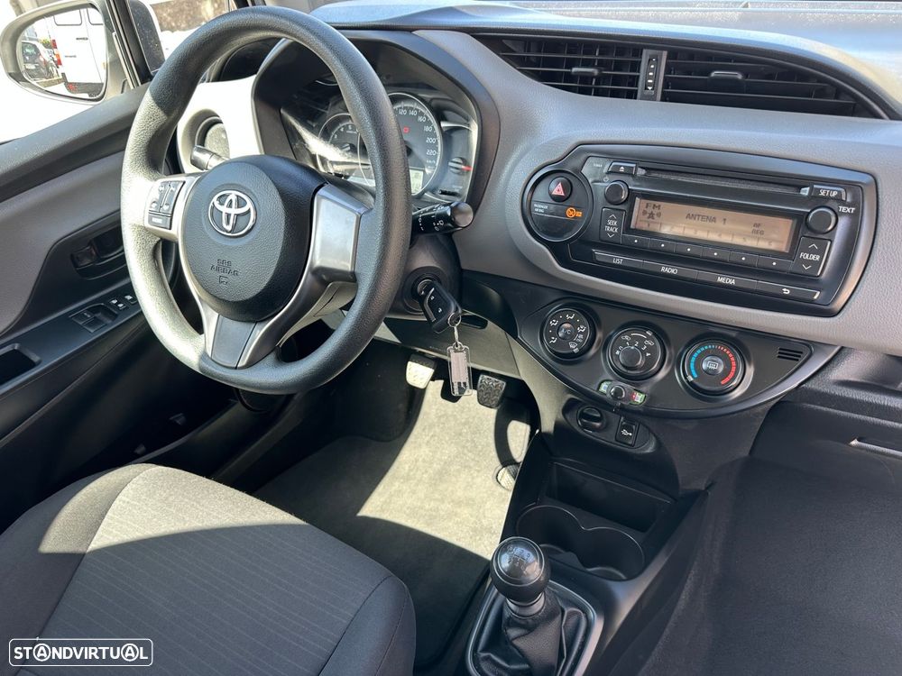 Toyota Yaris 1.4 D-4D Active+AC - 8