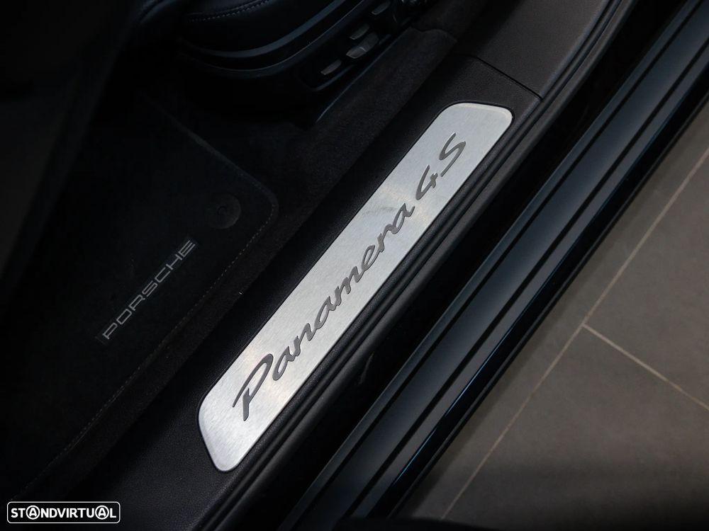 Porsche Panamera 4S E-Hybrid - 45