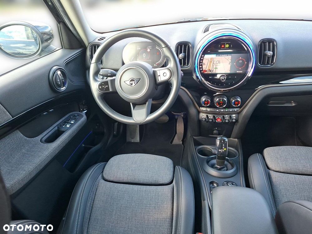 MINI Countryman Cooper Classic Trim - 11