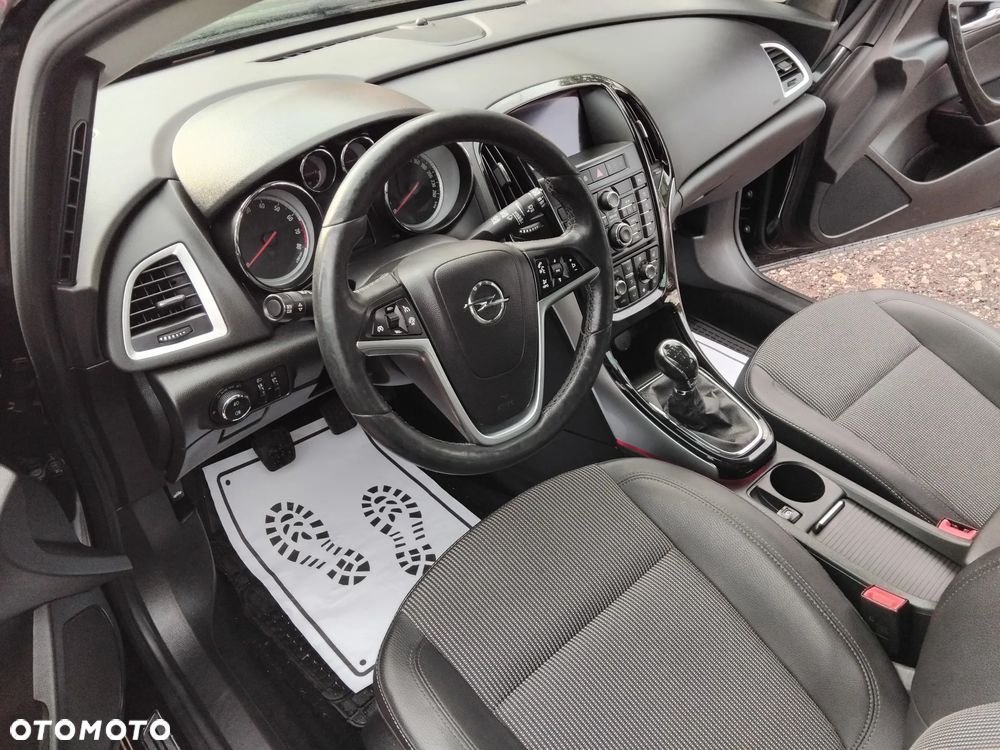 Opel Astra 1.4 Turbo Sports Tourer Active - 26