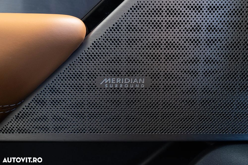 Land Rover Range Rover Velar 3.0 R-Dynamic - 30