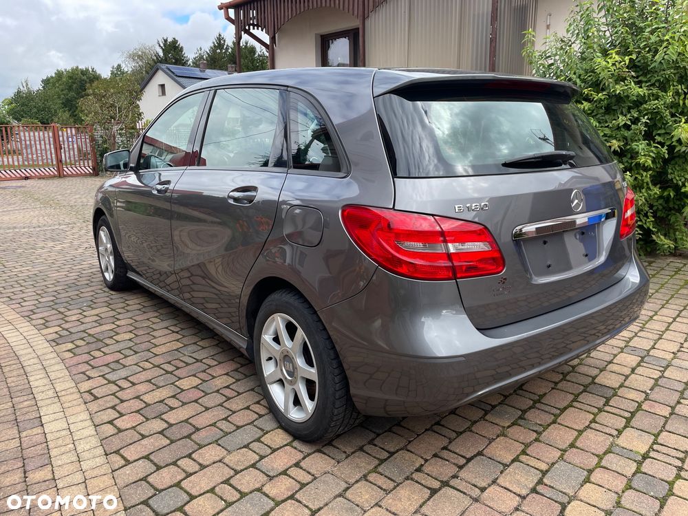 Mercedes-Benz Klasa B 180 d BlueEFFICIENCY Edition - 4