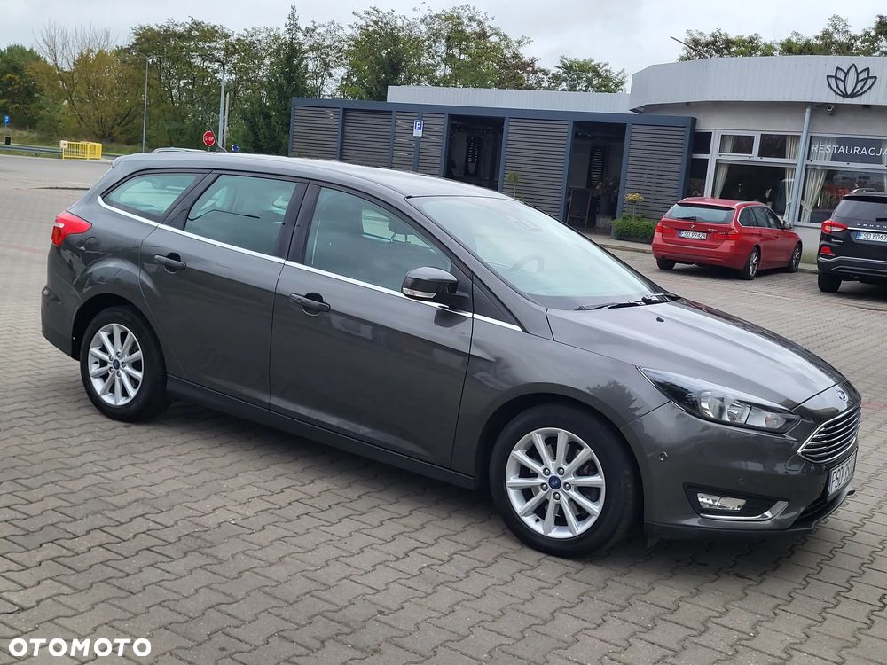 Ford Focus Turnier 1.5 EcoBoost Start-Stopp-System Titanium - 5