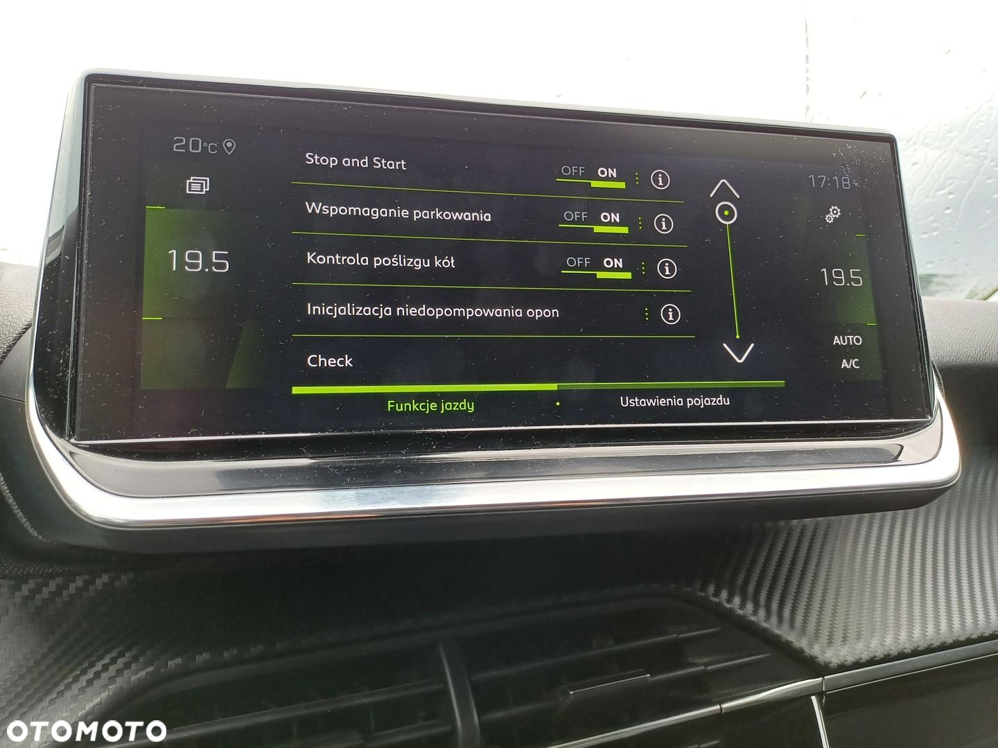 Peugeot 2008 1.2 PureTech Allure S&S - 21
