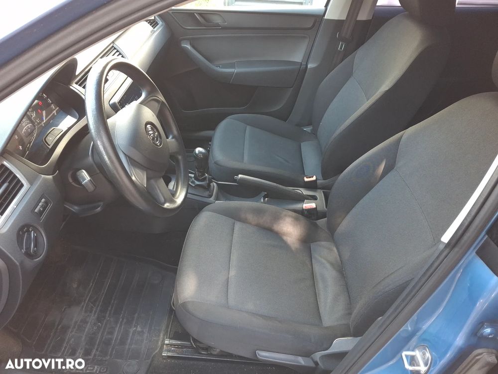 Skoda RAPID 1.2 TSI Active - 11